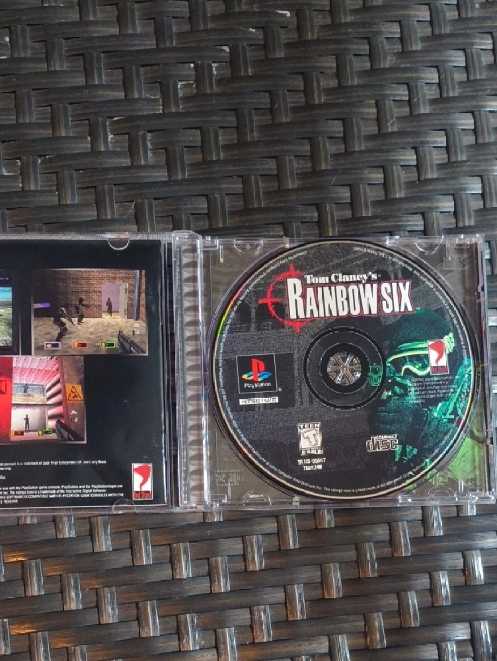 Tom Clancy's Rainbow Six - Sony PlayStation 1 - 1999 PS1 - Authentic CIB - Picture 2 of 3